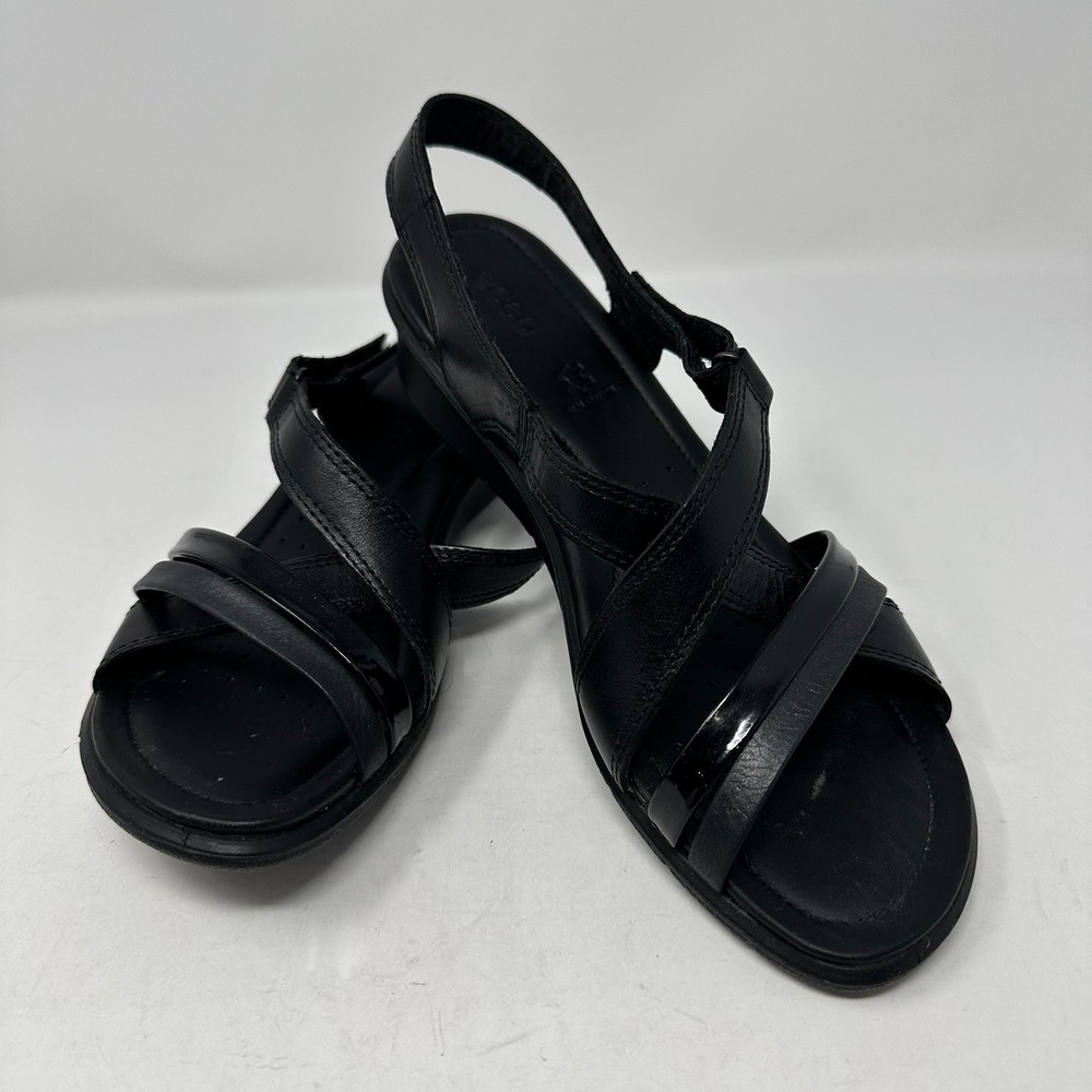 ECCO Sandals Womens 39 Black Leather Felicia Strappy Slingback Comfort Wedge